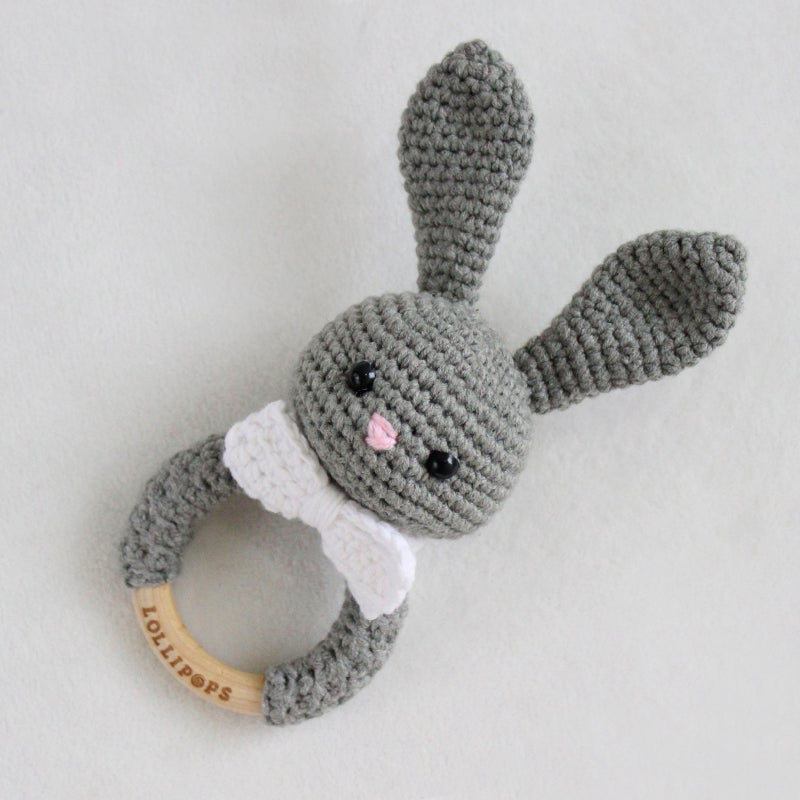 Sonajero Conejo Gris & Blanco