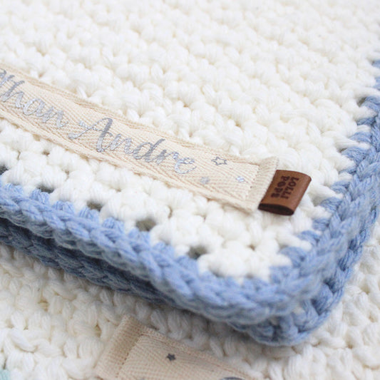 Manta Tejida Ellie Personalizada Crudo, Gris & Azul