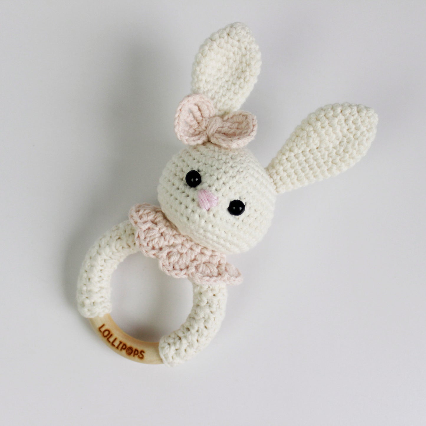 Sonajero Coneja Crudo & Palo rosa