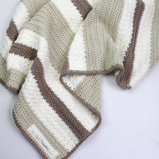 Manta Tejida Flora Personalizada  Beige, Camel & Crudo