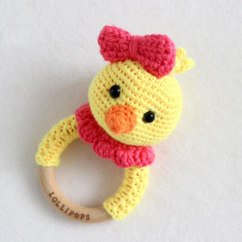Sonajero Pollito Amarillo & Coral